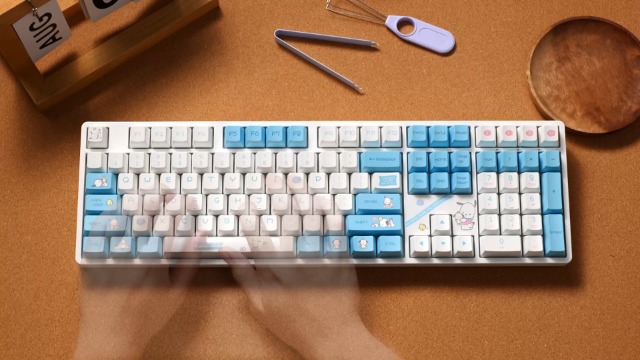 Akkoです₊⁎⁺˳✧༚ Amazon.com: Akko V3 Creamy Blue Pro Keyboard Switch with Dustproof