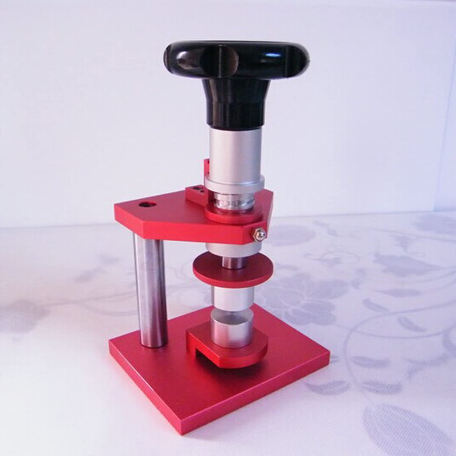 Herramienta de prensa de reloj, herramientas de reparación de relojes de cristal para cerrar relojes para caja después de la reparación de trabajo, fácil de usar