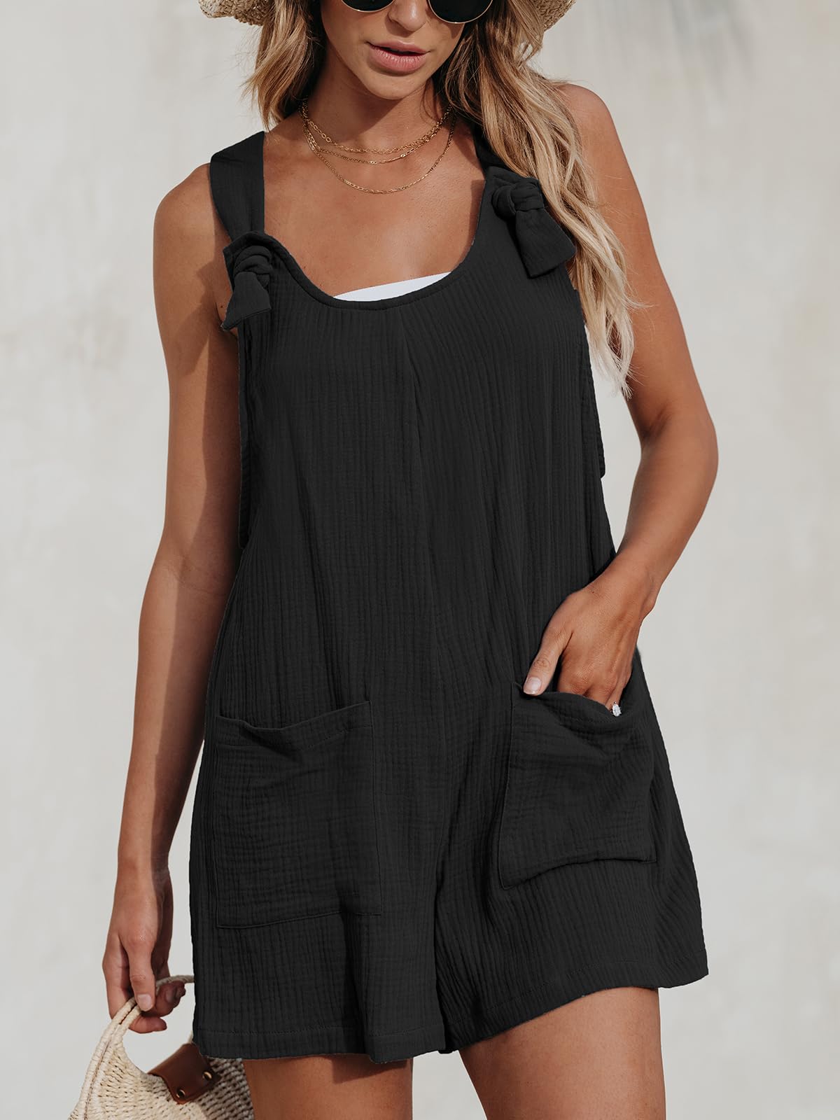 CUPSHE Mono corto para mujer, cuello redondo, sin mangas, informal, pierna recta, con bolsillos