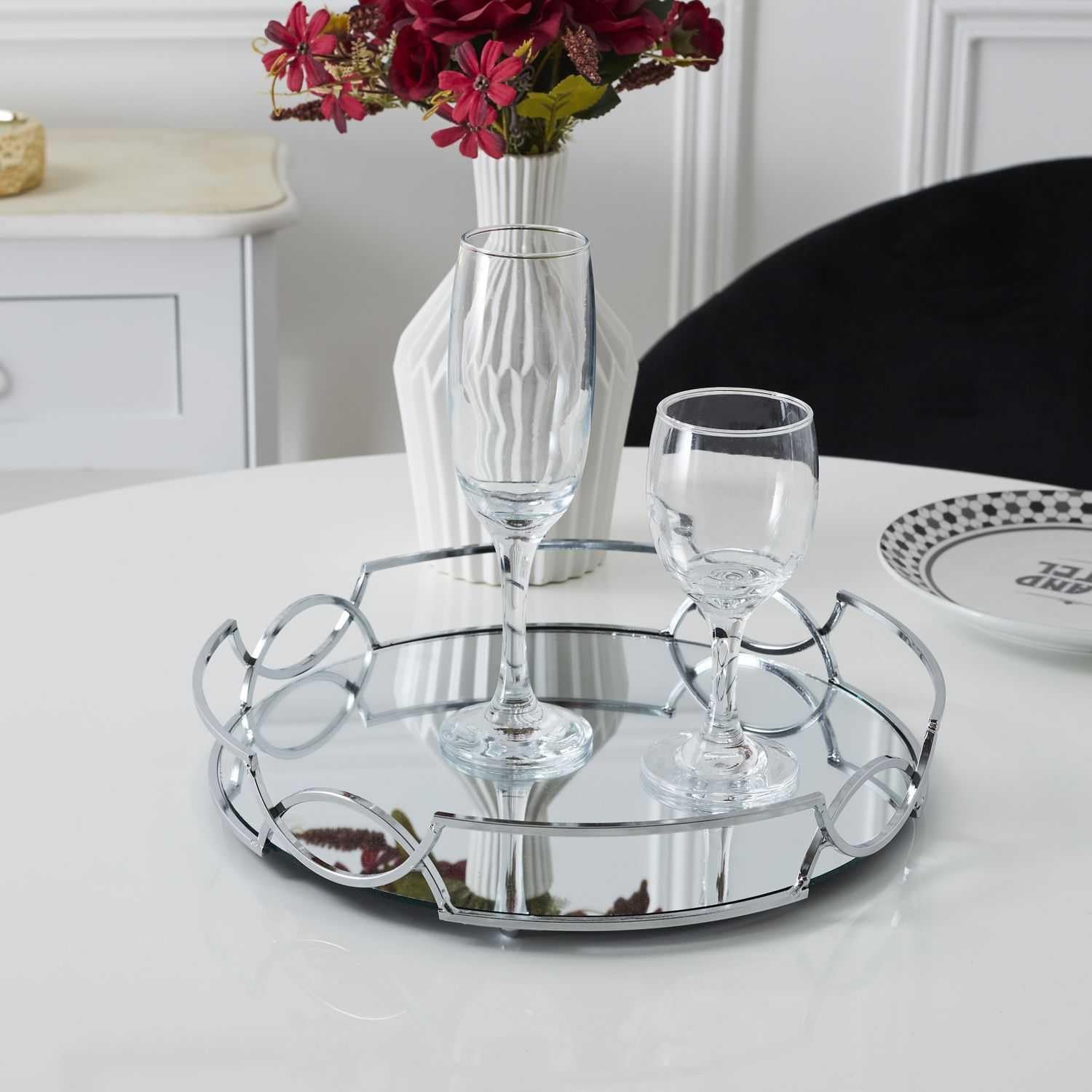 Home Deco Factory, KA6130, Vassoio Specchio Argento D30 cm - Elegante e Versatile, Ideale per servire o Decorare, di Facile Manutenzione, Perfetto per Tutte Le Occasioni - Argento, 30 cm
