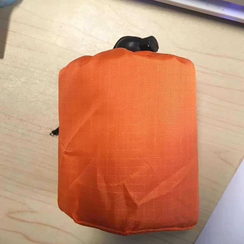 Outdoor Life Emergency Sleeping Bag Warm Waterproof Polyester Film Blanket Camping Survival Equipment