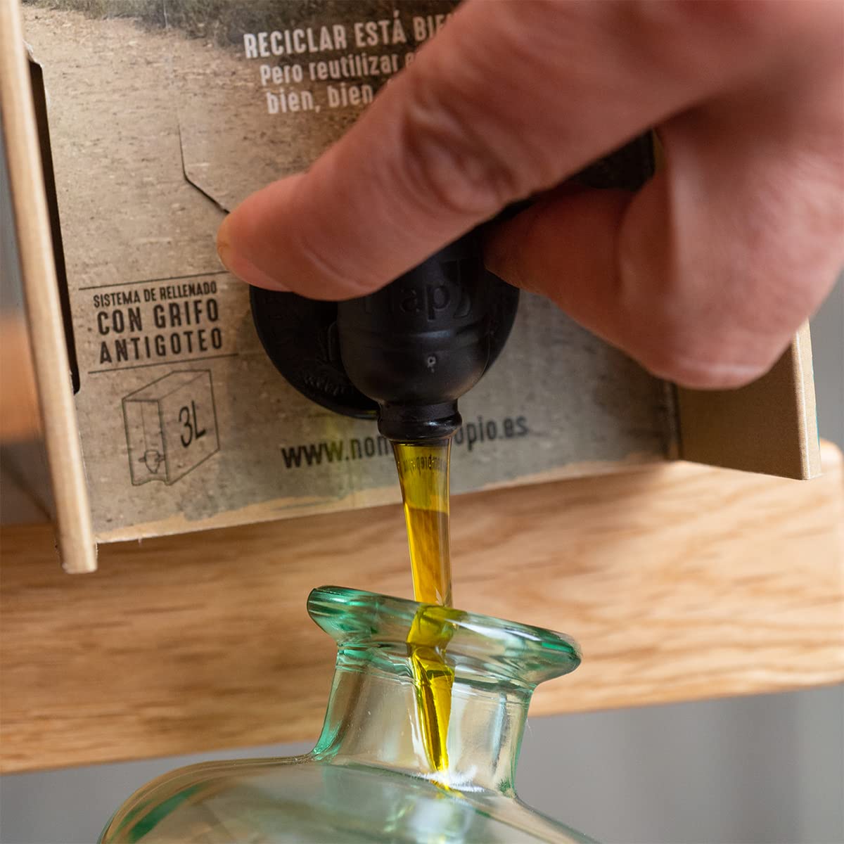 NOMBRE PROPIO EVOO Arbequina Huile d'olive vierge extra bio - 100 % espagnole - Format bag-in-box pratique - 3 L (Picual Arbequina) - Riche en polyphénols