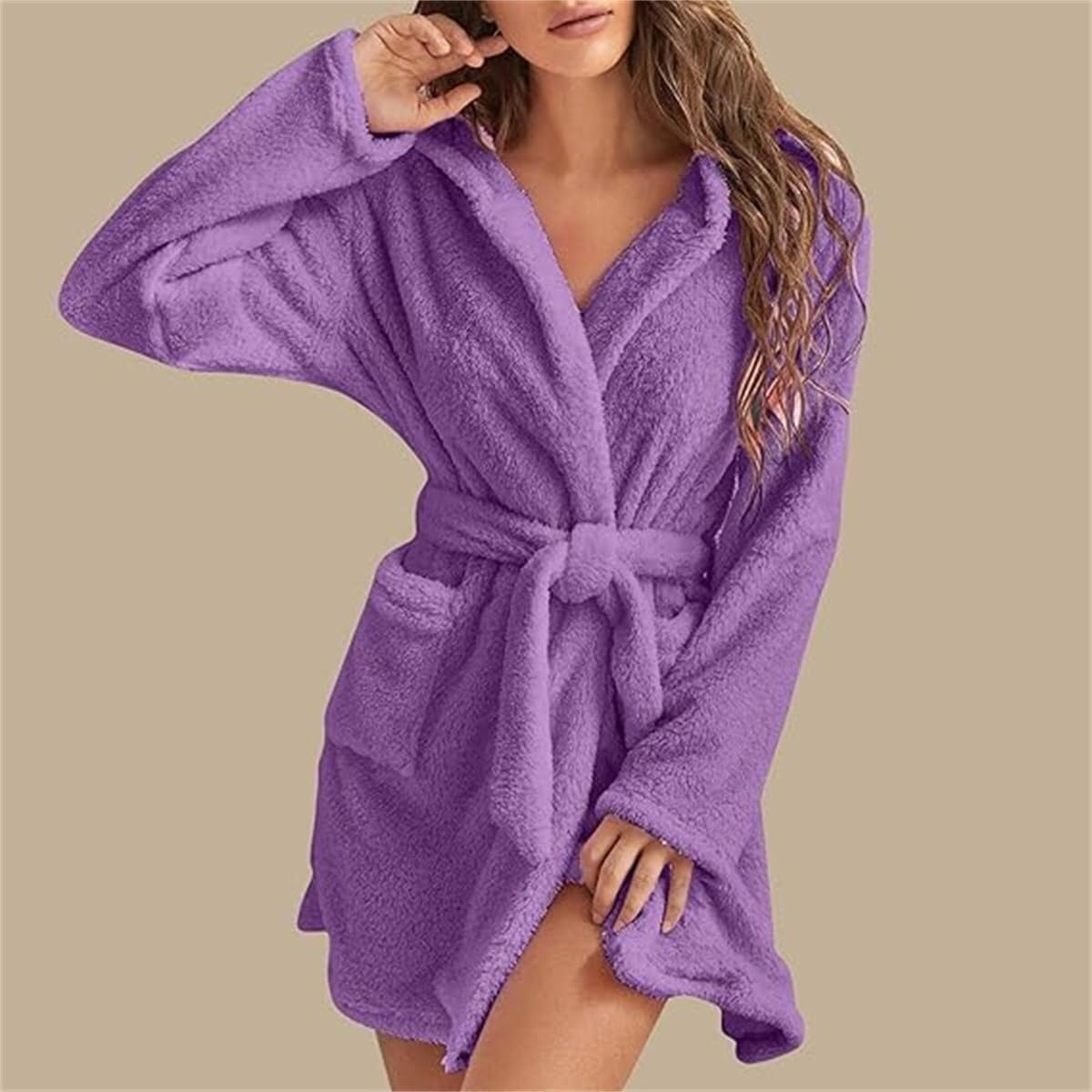 Accappatoio da donna sfocato, di media lunghezza, con cintura, con tasche, per autunno e inverno, caldo e accogliente con cappuccio (viola, S)