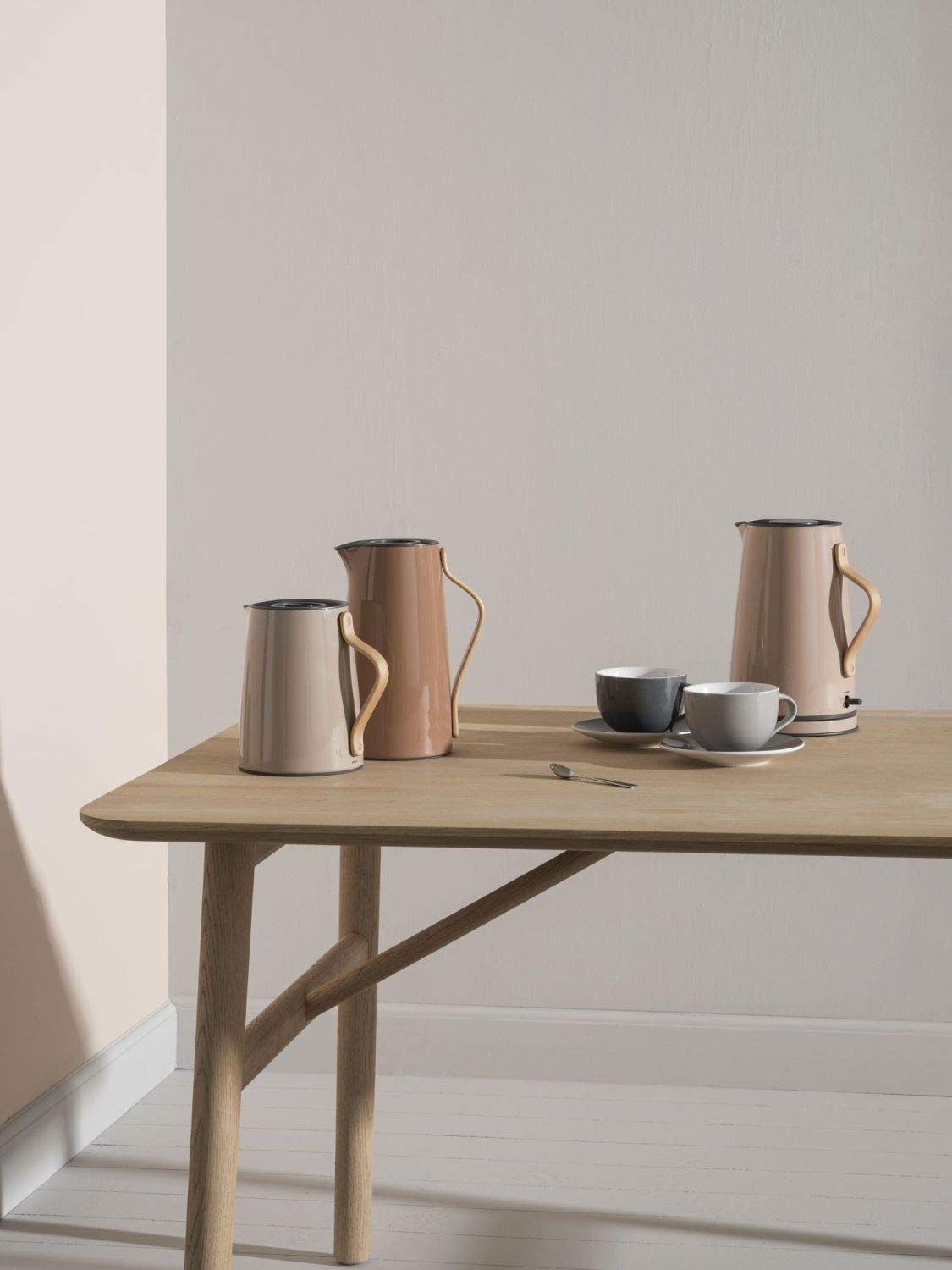 Stelton - Emma Kaffee Isolierkanne - grau - Kaffeekanne - HolmbäckNordentoft