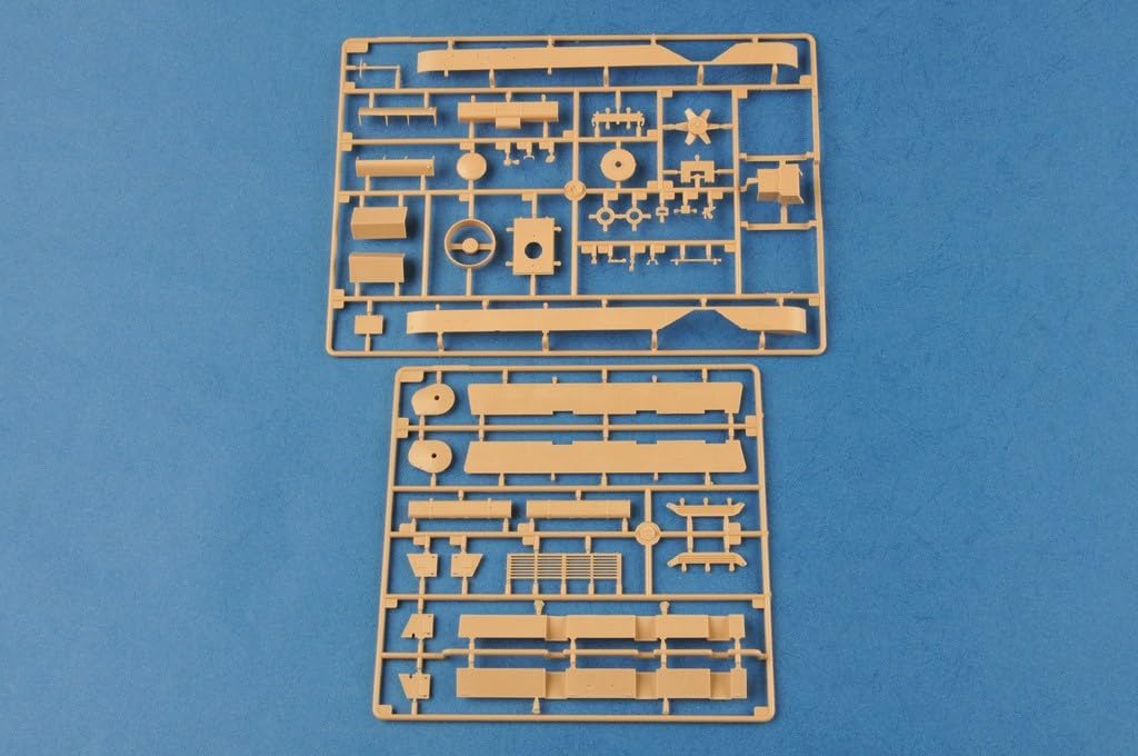 Hobby Boss 1/35 Soviet T-28 Medium Tank (Welded) Model Kit