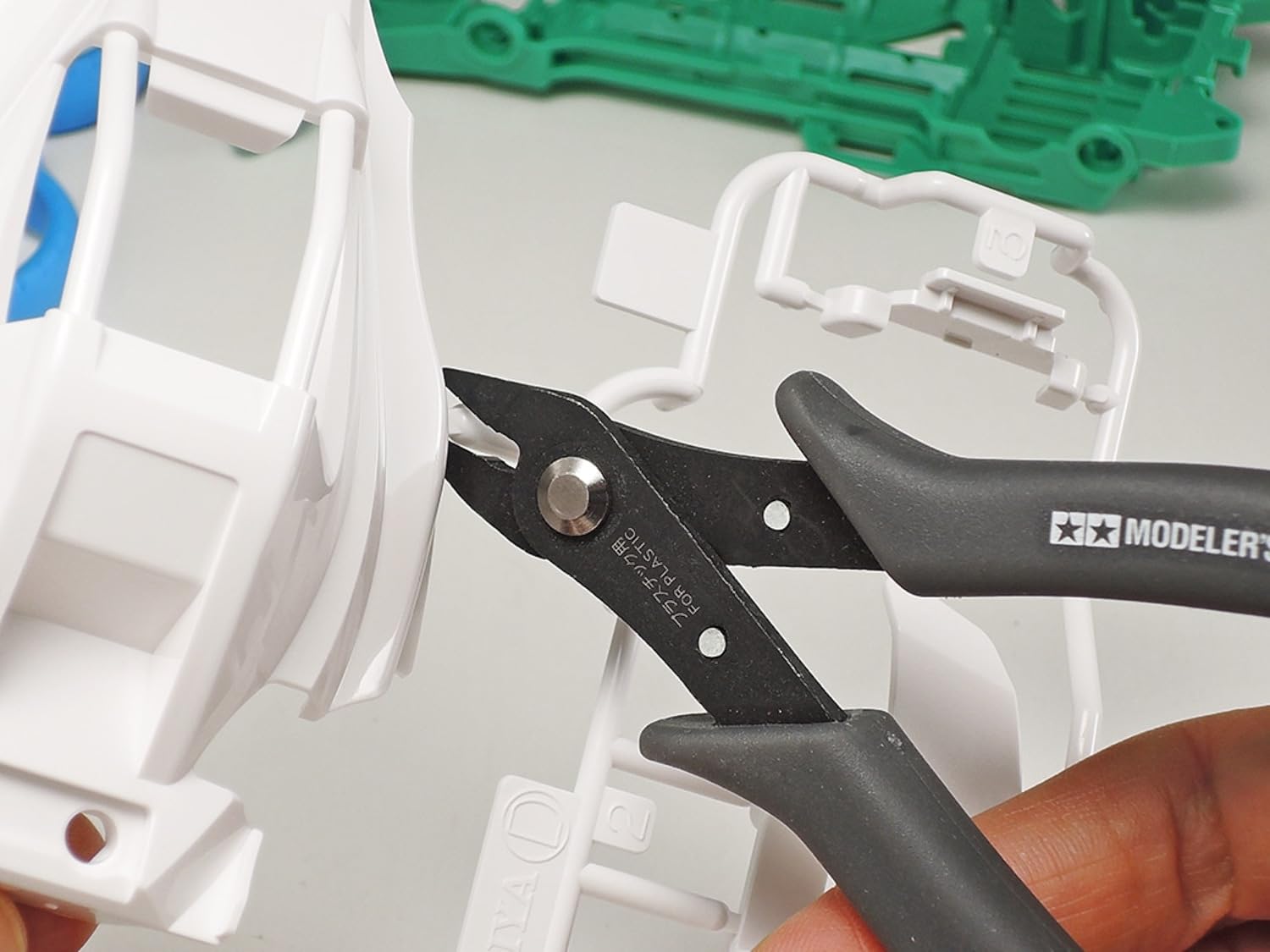 Pince Coupante Latérale TAMIYA Alpha - Pour Modélisme Plastique | Version Limitée Blanche