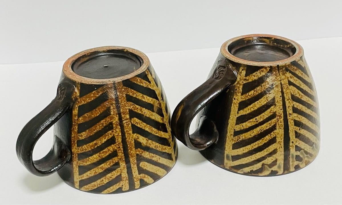【新品・未使用】やちむん　南陶窯　久場政一作　灰釉線紋　マグカップペアNo.10 Amazon | やちむん 南陶窯 久場政一作 灰釉線紋 マグカップペア