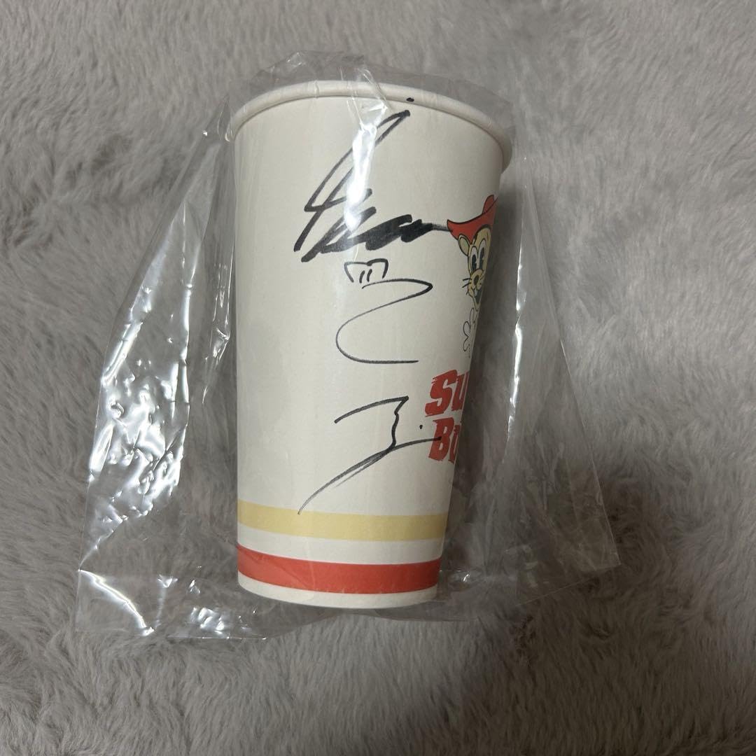 straykids 直筆 サイン入り ペーパーカップ straykids ペーパーカップ サイン入り straykids スキズ 直筆