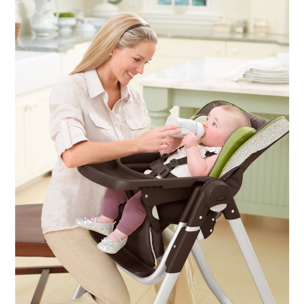 Graco Slim Spaces Highchair, Go Green
