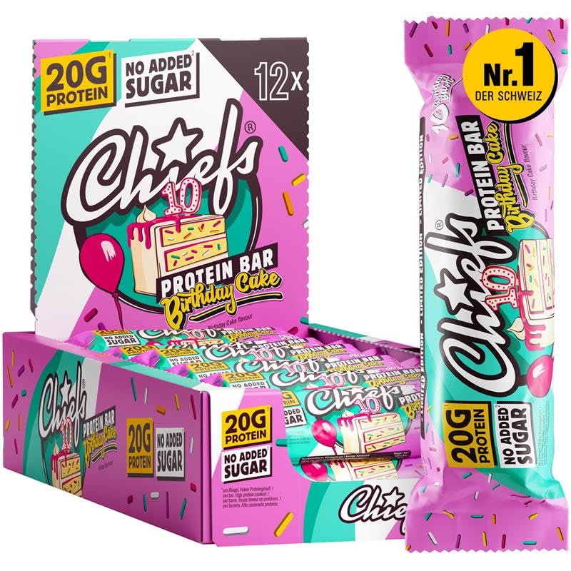 Chiefs High Protein Riegel - 20g Protein, der köstliche Snack ohne Zuckerzusatz - 12x55g Eiweißriegel ohne Palmöl - Birthday Cake Geschmack