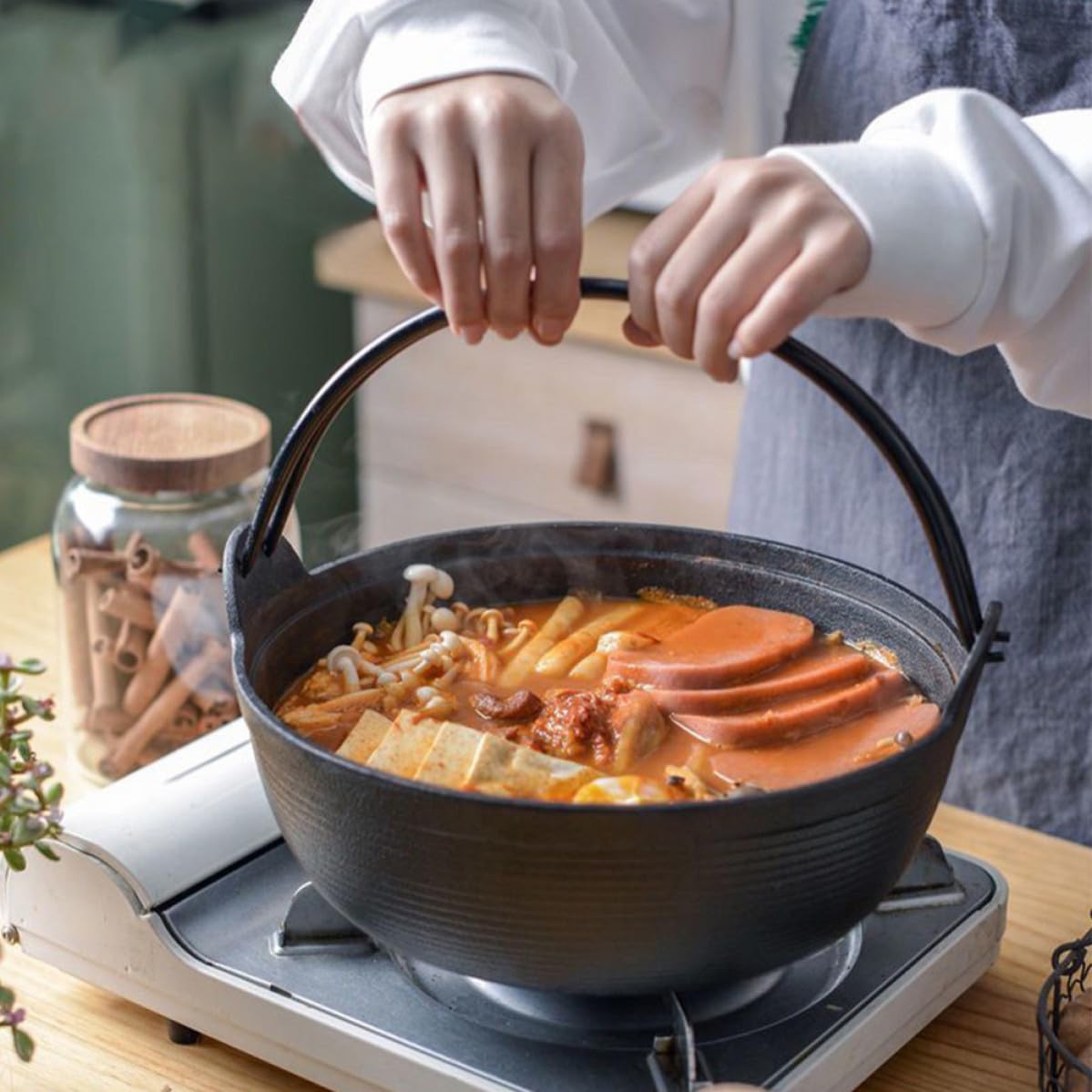 Olla de Sukiyaki de Hierro Fundido Negra para Casa
