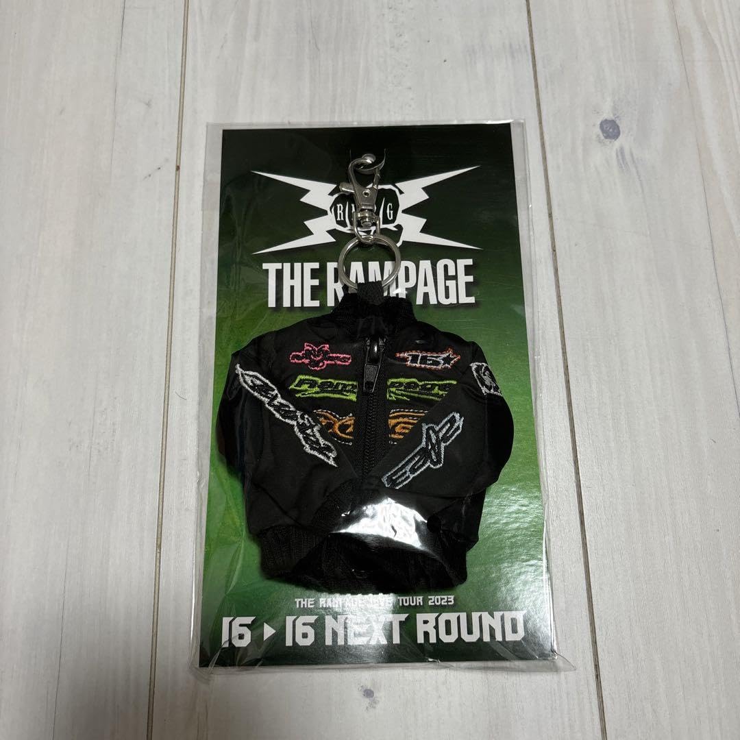 Amazon.co.jp: THE RAMPAGE 川村壱馬 吉野北人 16 ジャケット