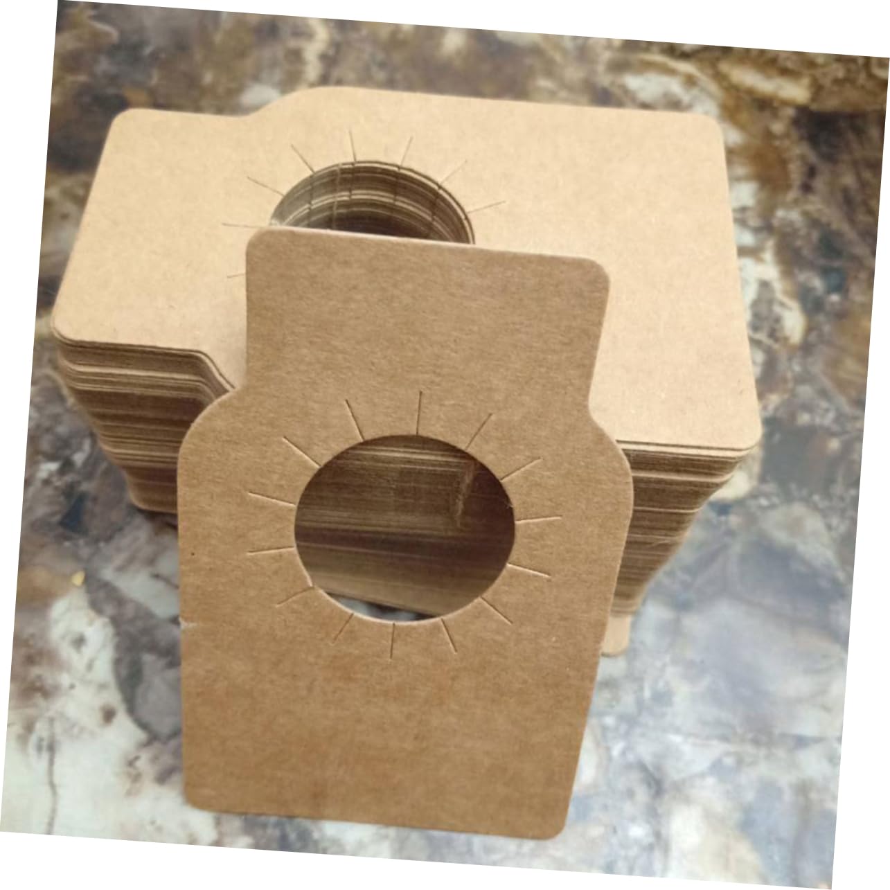 Zerodeko 5 Ensembles Étiquettes De Bouteille De Vin Réutilisables Étiquettes Kraft pour Cave À Vin Tags De De Bouteille pour Design Recto Verso pour Gestion De Stock Et 200 Pièces * 5