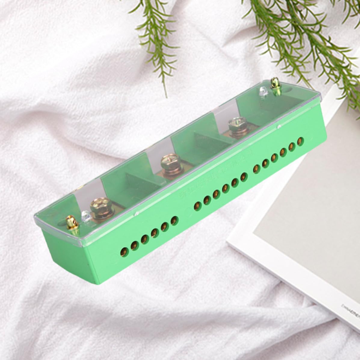 Splitter Box Terminal Block Rated Insulation Voltage 660v Large Capacity and 18-Out 3-in Reliable Wiring, PC and Copper Material Suitable for Home Electrical Junction