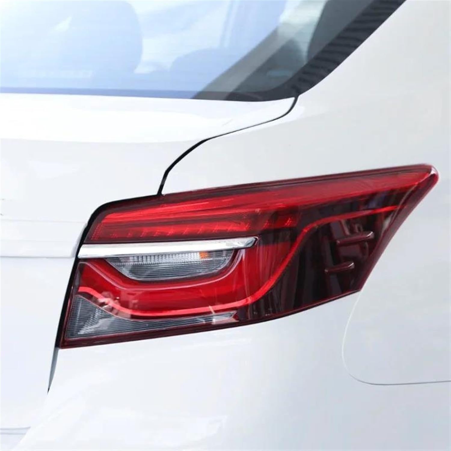 Car Rear Lights Upgrade for Toyota Vios 2021 2022 Rear Tail Light Assembly Brake Light Turn Signal Lamp Rear Lamp Car Accessories(Left)