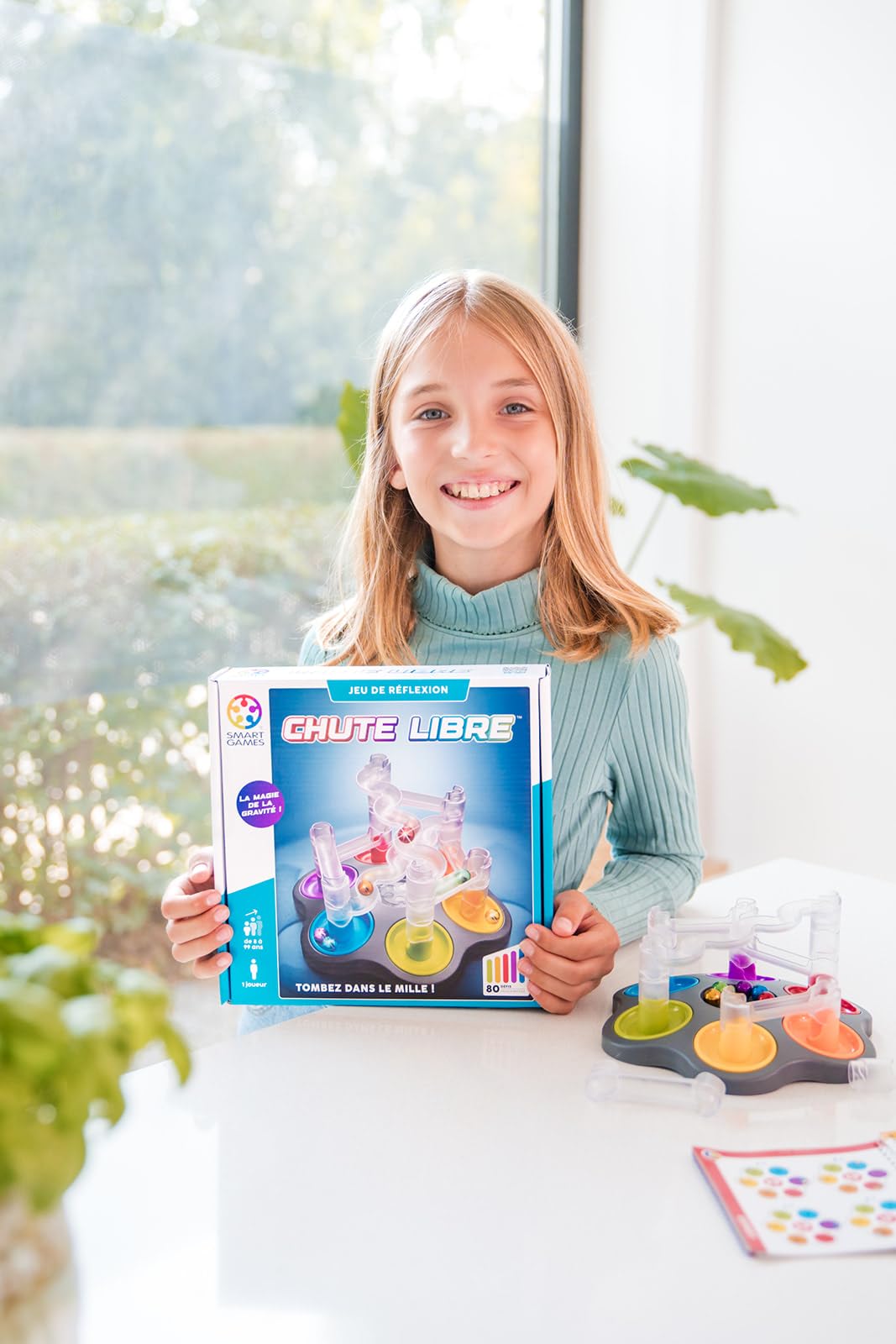 SmartGames Chute Libre | Jeux de Logique | Jeu de Réflexion | 80 Défis | Jeu et Construction à la Fois | 1 Joueur | À partir de 8 Ans | Version Française