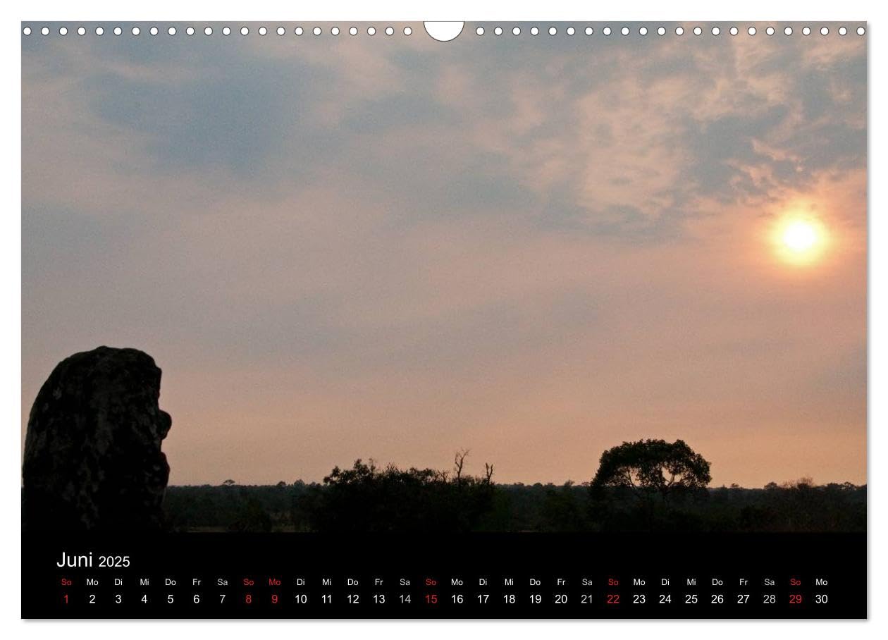 Khmertempel in Kambodscha (Wandkalender 2025 DIN A3 quer), CALVENDO Monatskalender: Im Würgegriff des Dschungels (CALVENDO Orte)
