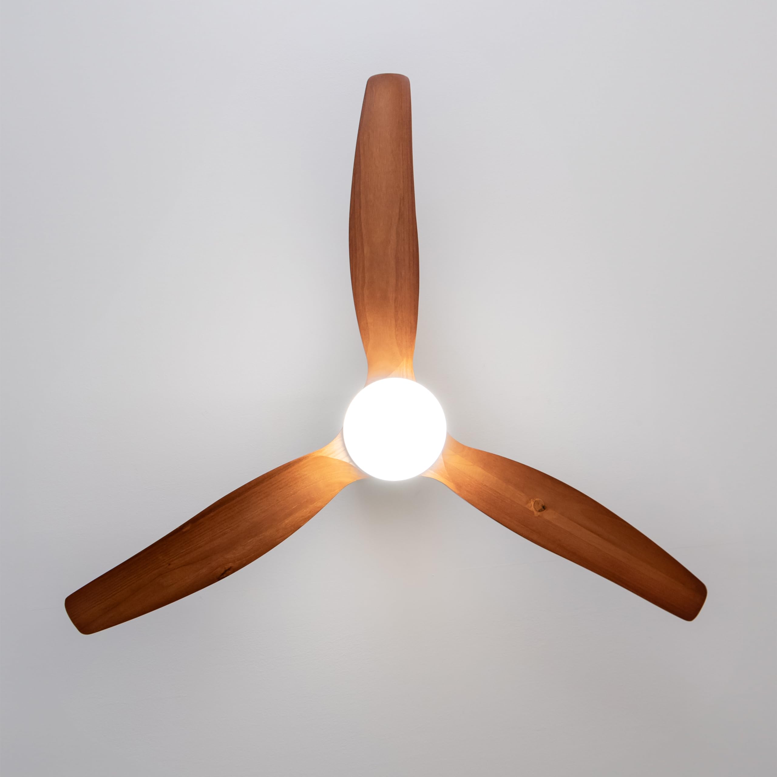Cecotec - Deckenventilatoren mit Licht EnergySilence Aero 5600 Aqua GoldDarkWood Connected, 132 cm, 40 W, LED 20W Licht, 3 Flügel, 6 Geschwindigkeiten, Timer, Winter/Sommer Modus, Wi-Fi, Gold-Braun