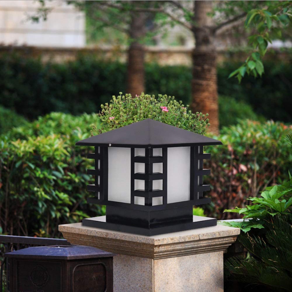 Lampada da cortile cinese IP65 Lampada da colonna per esterni nera impermeabile Lampada da parete per giardino in acciaio inossidabile antiruggine Patio Lampada da palo a colonna Apparecchio quadrato