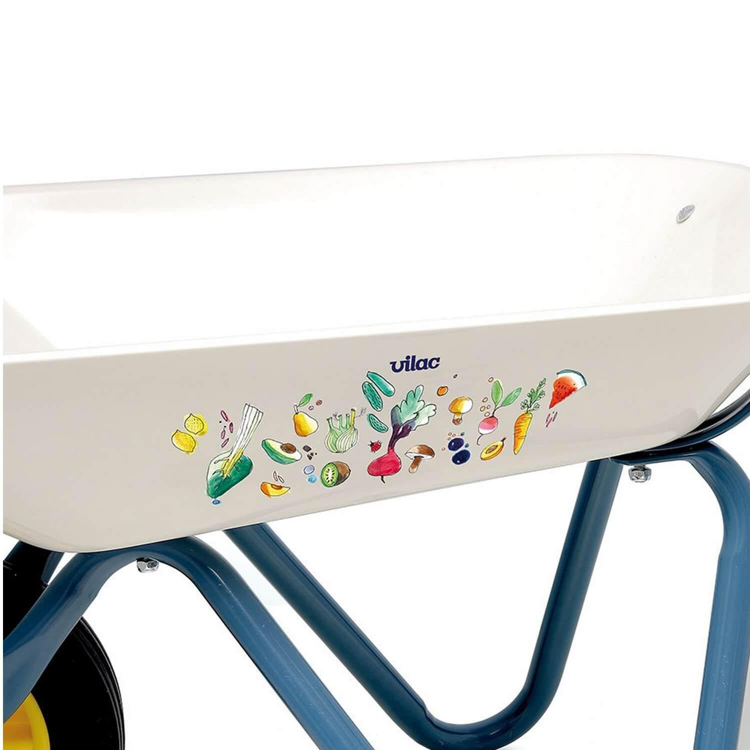 Vilac p'tit Jardinero: Carretilla de Metal Robusta, Ideal para Transportar Tesoros Ayudar a la jardinería. Desarrolla la motricidad Global y la autonomía, 3807G