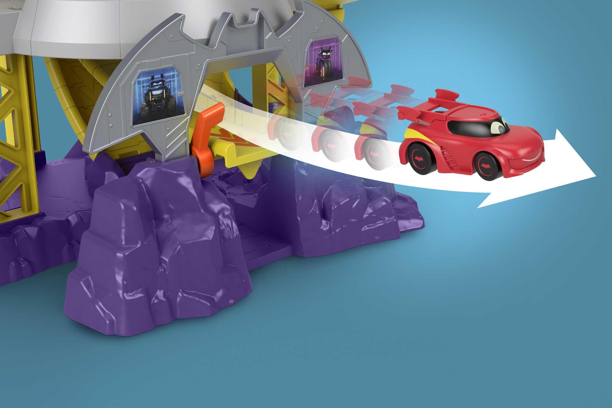 Fisher-Price DC Batwheels Wyścigowa Jaskinia Batmana Zestaw ze światełkami, dźwiękami i pojazdami Batmobil Bam i Redbird, dla dzieci od 3 roku życia, HRJ21