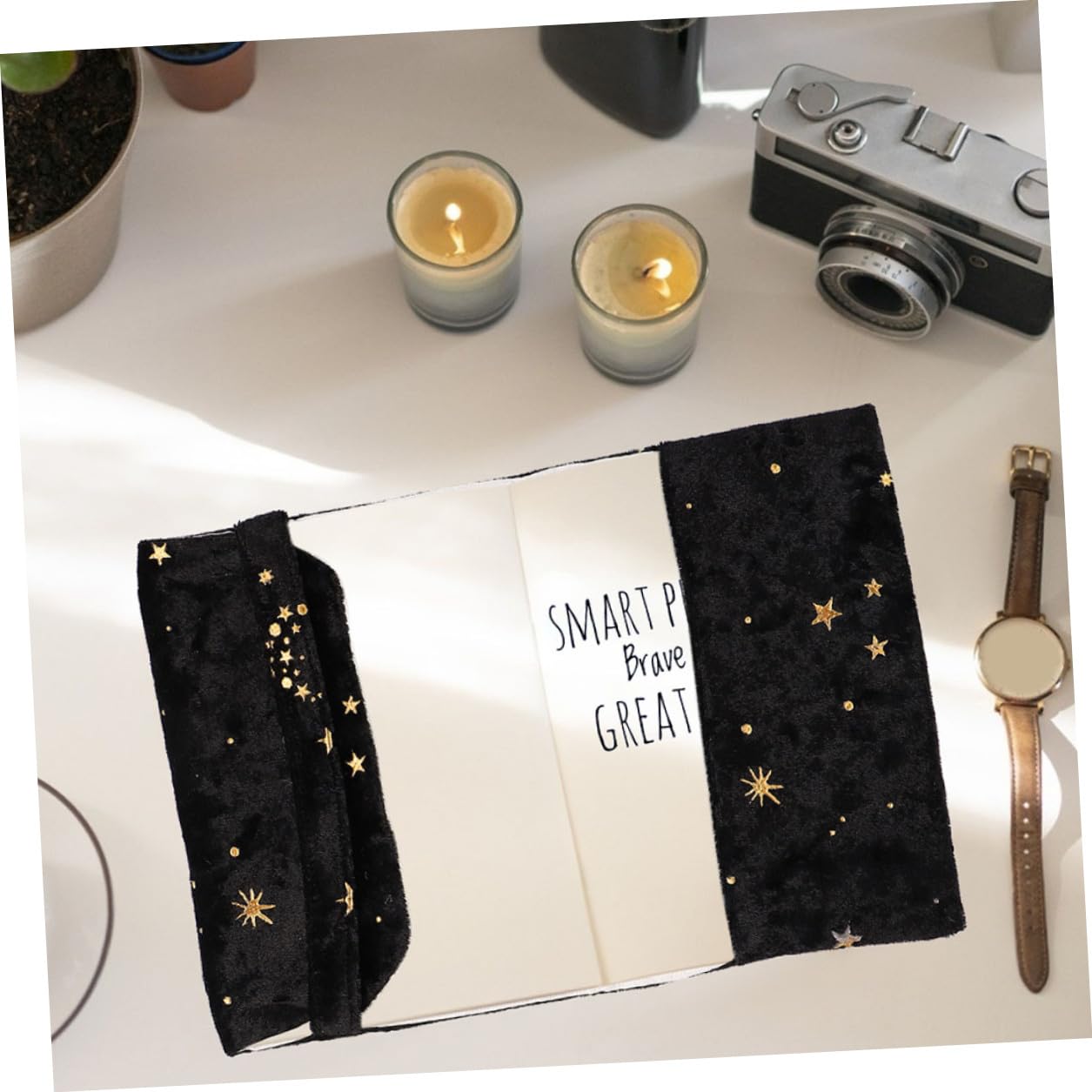 Housoutil 4 Piezas Funda para Libros de Tela con Diseño de Estrellas y Luna Terciopelo Protectora Resistente y Decorativa para Estudiantes y Escolar