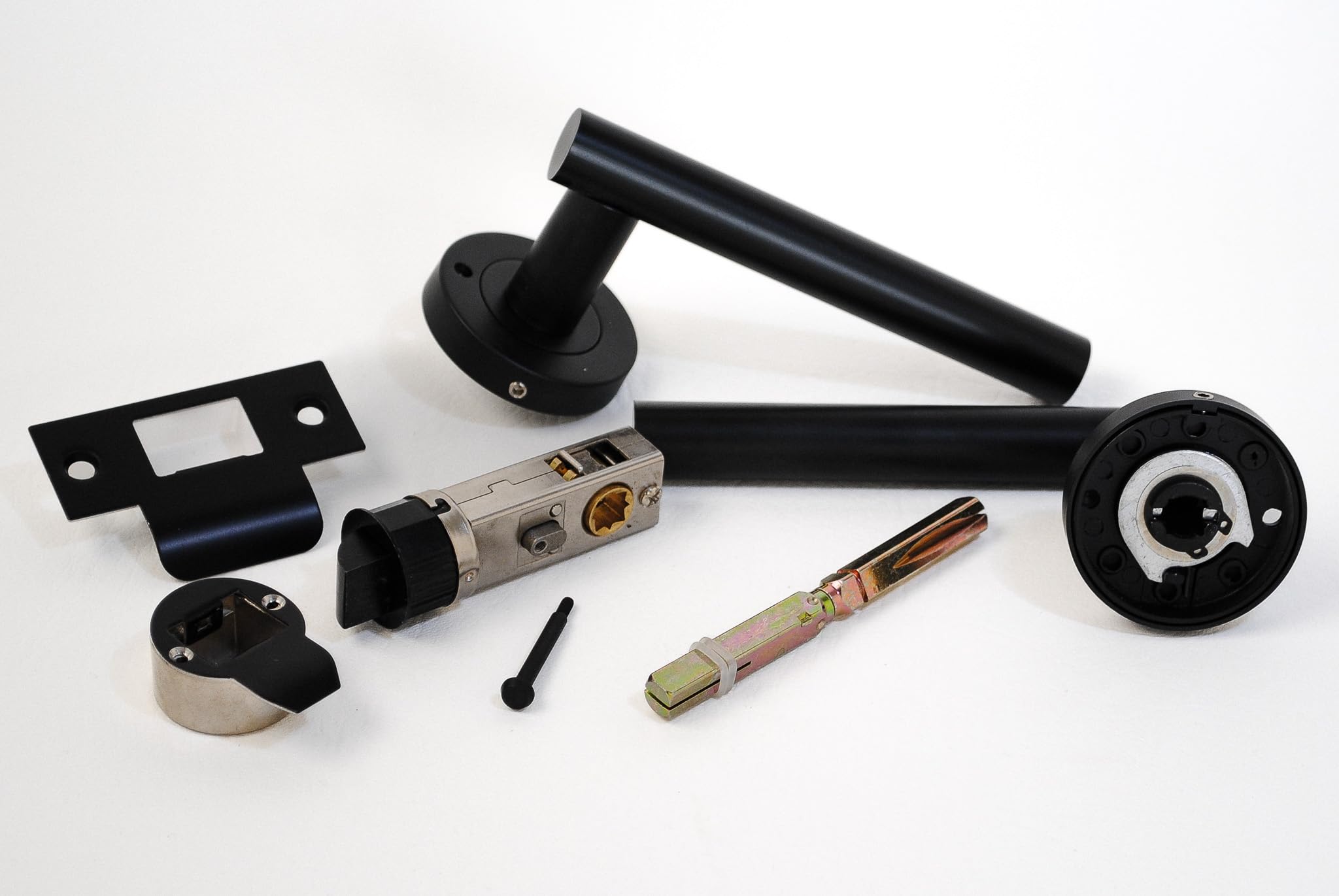 Onyx Design Black Onyx Laurel Push Button Privacy Lever Door Handle And Round Privacy Quick Latch Set In Matt