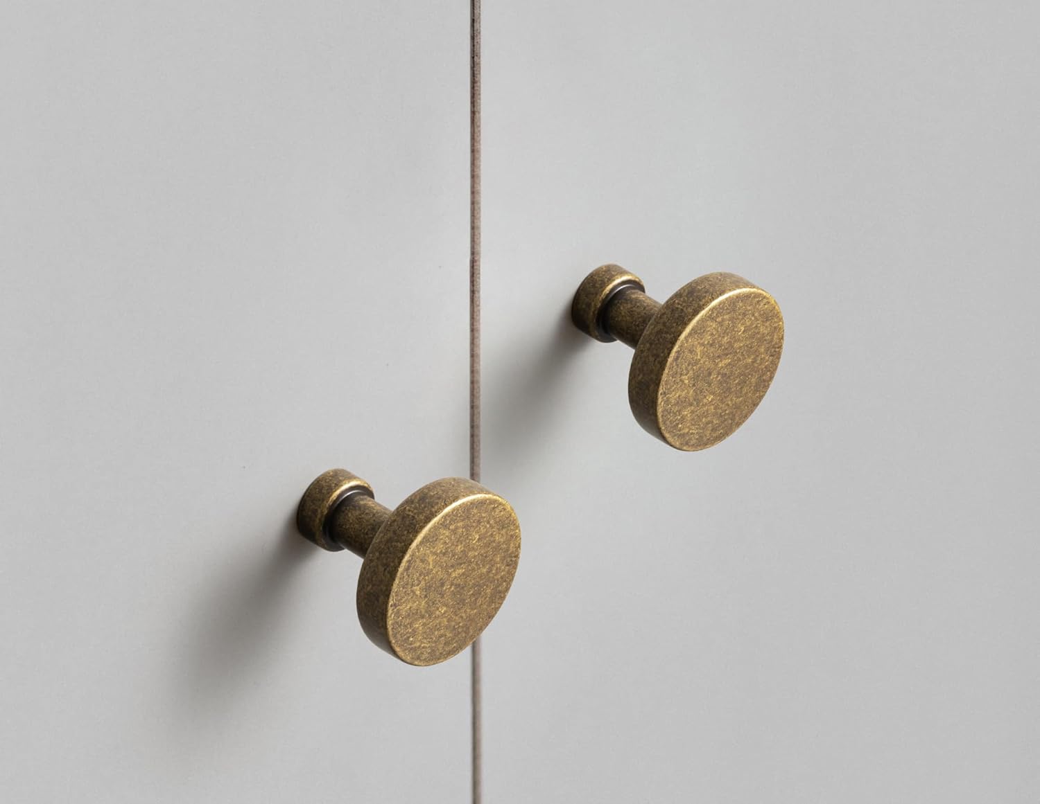 Goo-Ki 6 Pack Cabinet Knobs Antique Brass Drawer Knobs Solid Zinc Alloy Kitchen Hardware - Vintage Brass Single Hole/Screw Bar Cabinet Pulls Dresser Handles