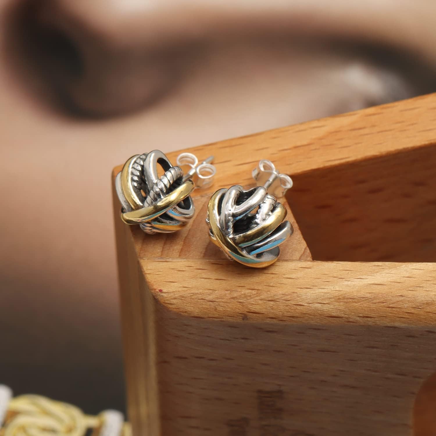 Charmsy 925 Sterling Sliver Stud Earrings for Women | Lightweight Antique Two-Tone Stud-Earrings for Women - Image 4