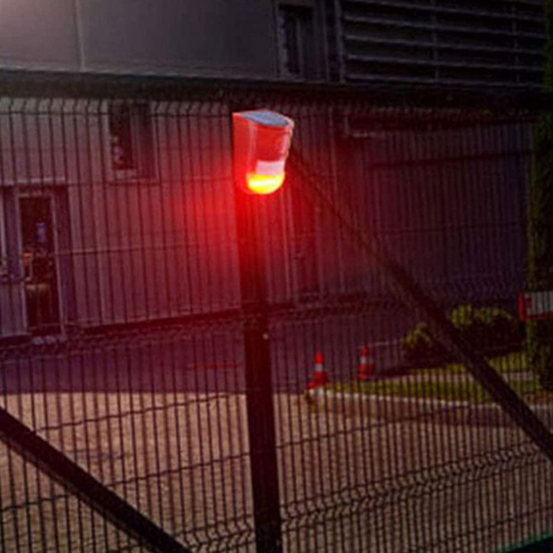 Zestaw 3 słonecznych świateł stoboskopowych z alarmem czujnika ruchu 129DB Syrena bezpieczeństwa dźwięku wodoodporna IP65 do ogrodu wiejskiego