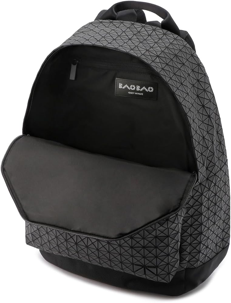 BAOBAO ISSEY MIYAKEバオバオイッセイミヤケ　リュック バオバオイッセイミヤケ/リュックサック/フラットパック/黒/PVC(塩化