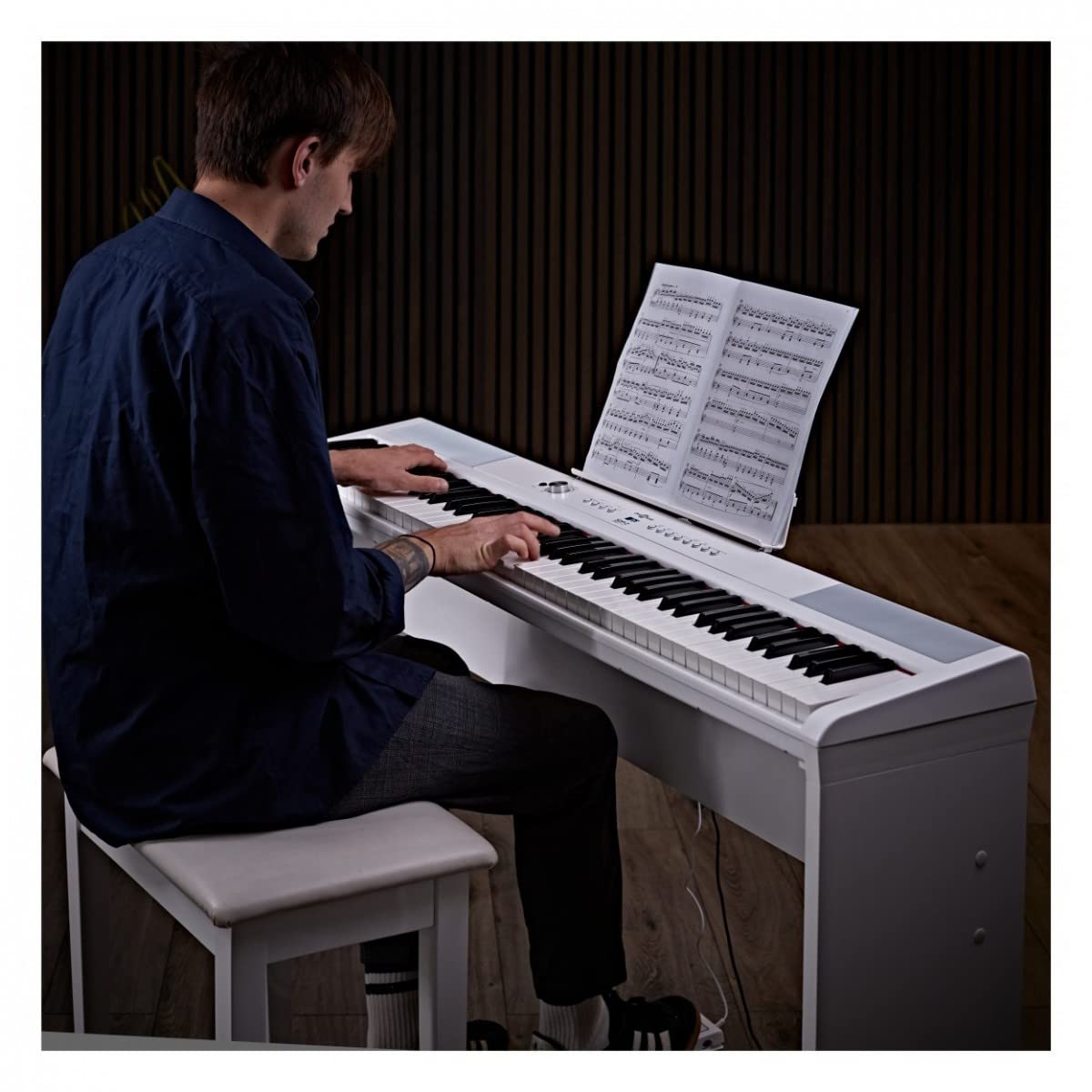 SDP-2 Pianoforte digitale da palco a 88 tasti con azione ponderata, bianco | Otto Voci tra Piano a Coda ed Elettrico, Azione Pesata per una Transizione Facile, Quattro Altoparlanti Stereo, Bianco