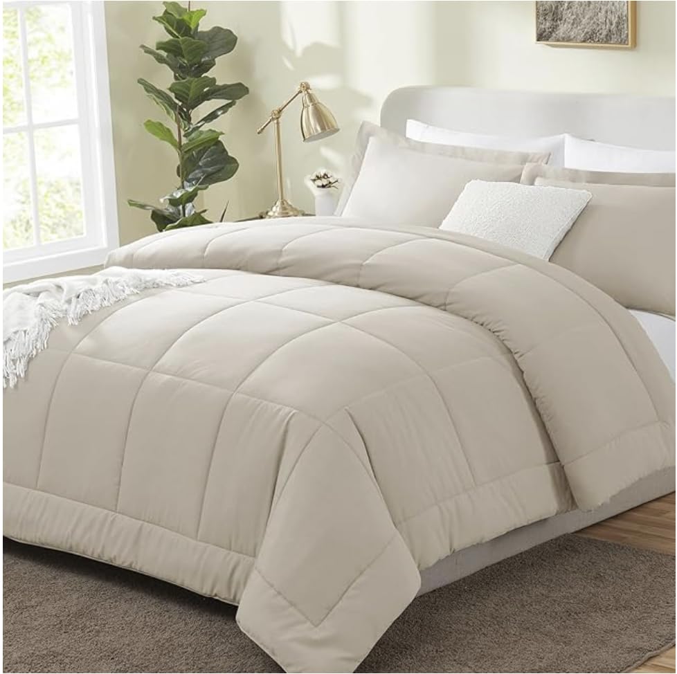 Hebe King Size Comforter Set - Beige Comforter 3 Pieces Box Stitched Soft Lightweight Bed Set All Season Bedding Sets with 1 Down Alternative Comforter and 2 Pillow Cases 260 x 240 cm