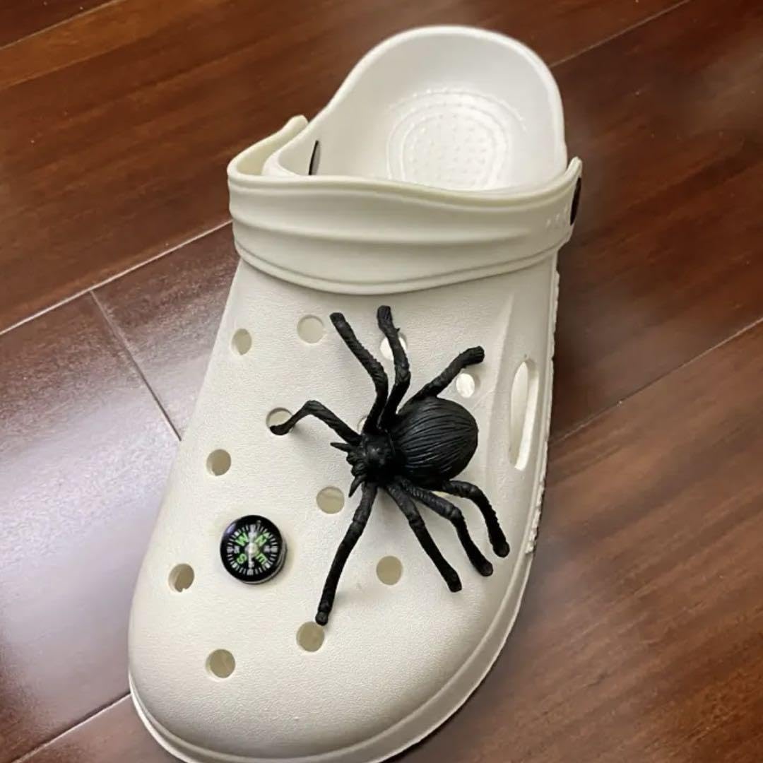 Amazon.co.jp: ジビッツ クロックス アクセサリー 蜘蛛 クモ くも