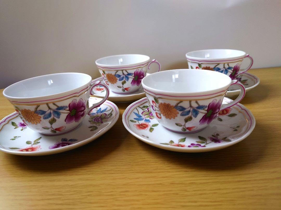 ミントン　セントジェームズ　プレート４枚/カップとソーサー６客ヴィンテージ ミントン セントジェームズ プレート4枚/カップとソーサー6客