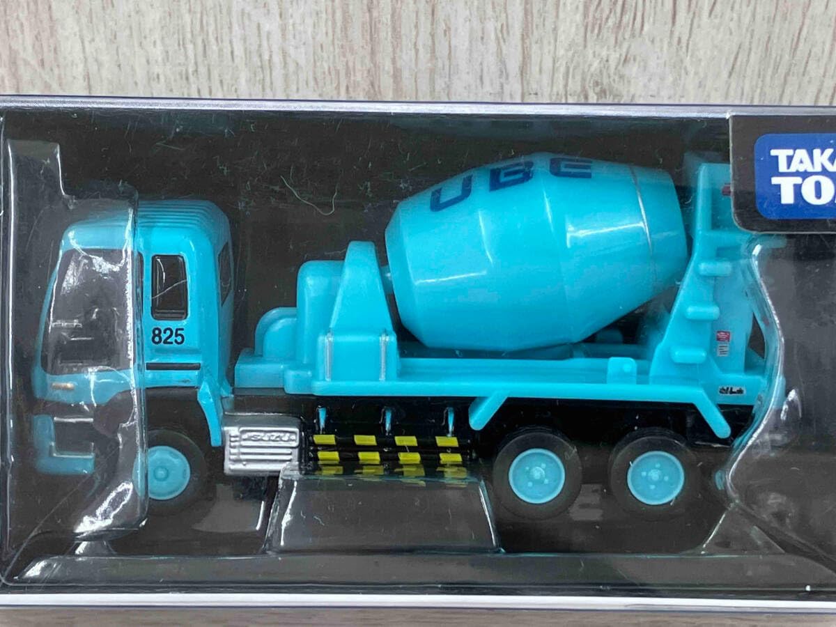 Amazon.co.jp: No.0114 いすゞ ギガ ミキサー車(UBE仕様)(エメラルド 