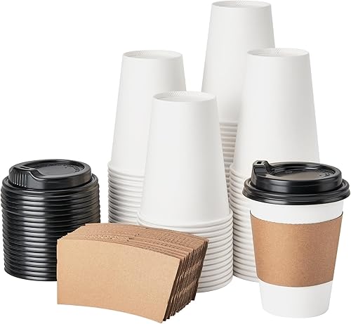RACETOP Paquete de 50 Tazas de café desechables de 12 onzas con tapas y fundas de papel Kraft, tazas de café de papel con tapas y fundas Kraft de 12