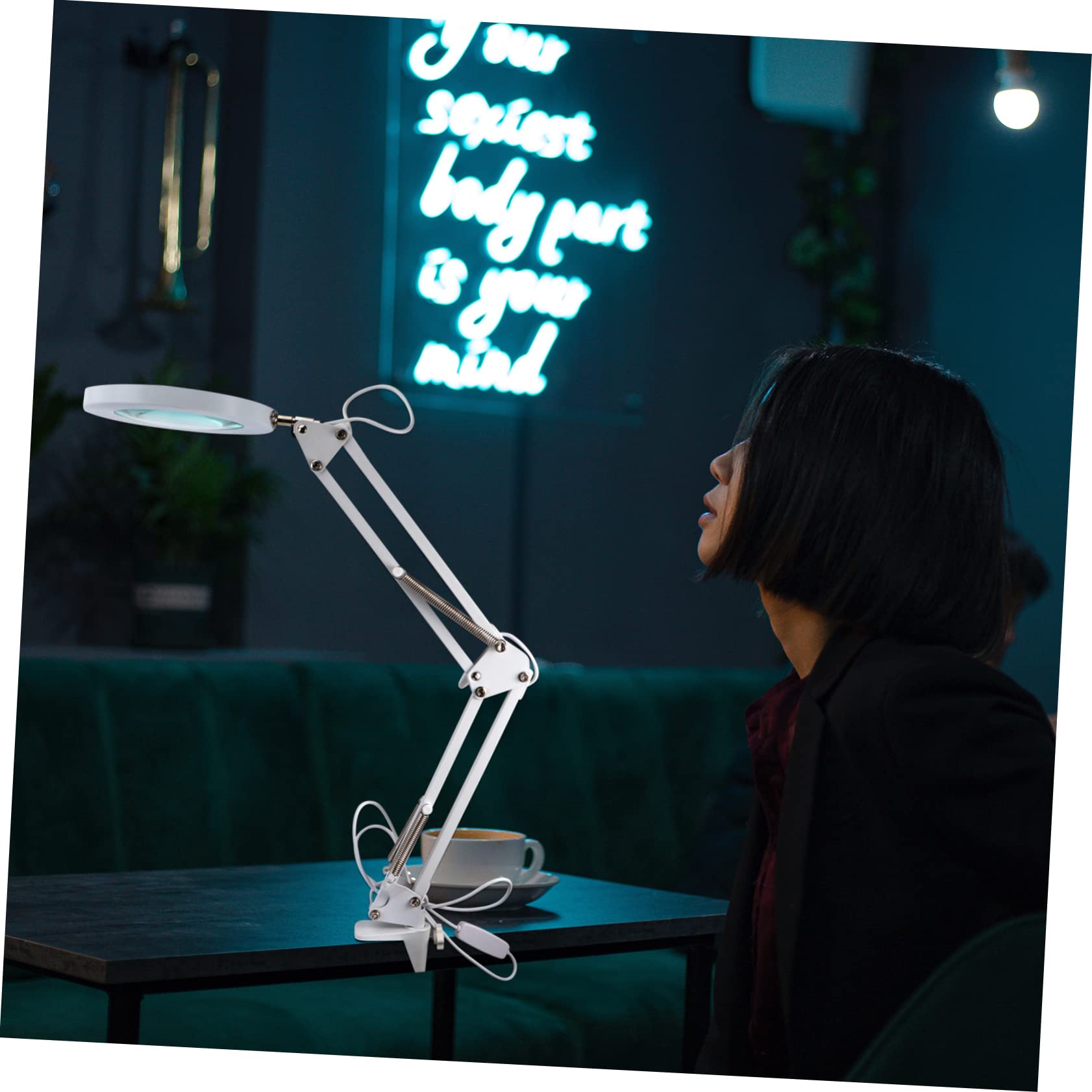 Lámpara Lupa LED 5x Luz Regulable y Brazo Ajustable, Lámpara de Escritorio de Color Claro para Soldadura y Manualidades, Luz LED Multinivel para Trabajo Detallado, 1 Unidad, Uso