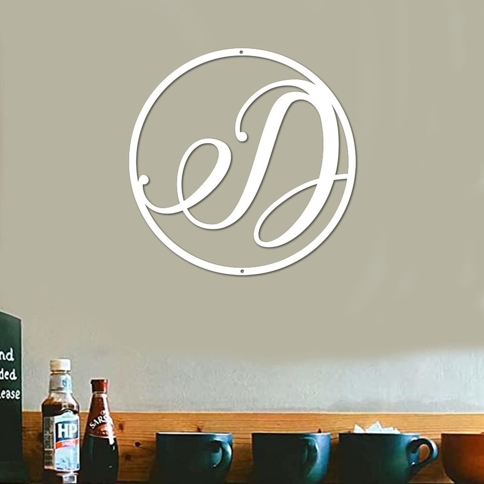 Monogramme D en métal style ferme pour sublimer votre porte d'entrée