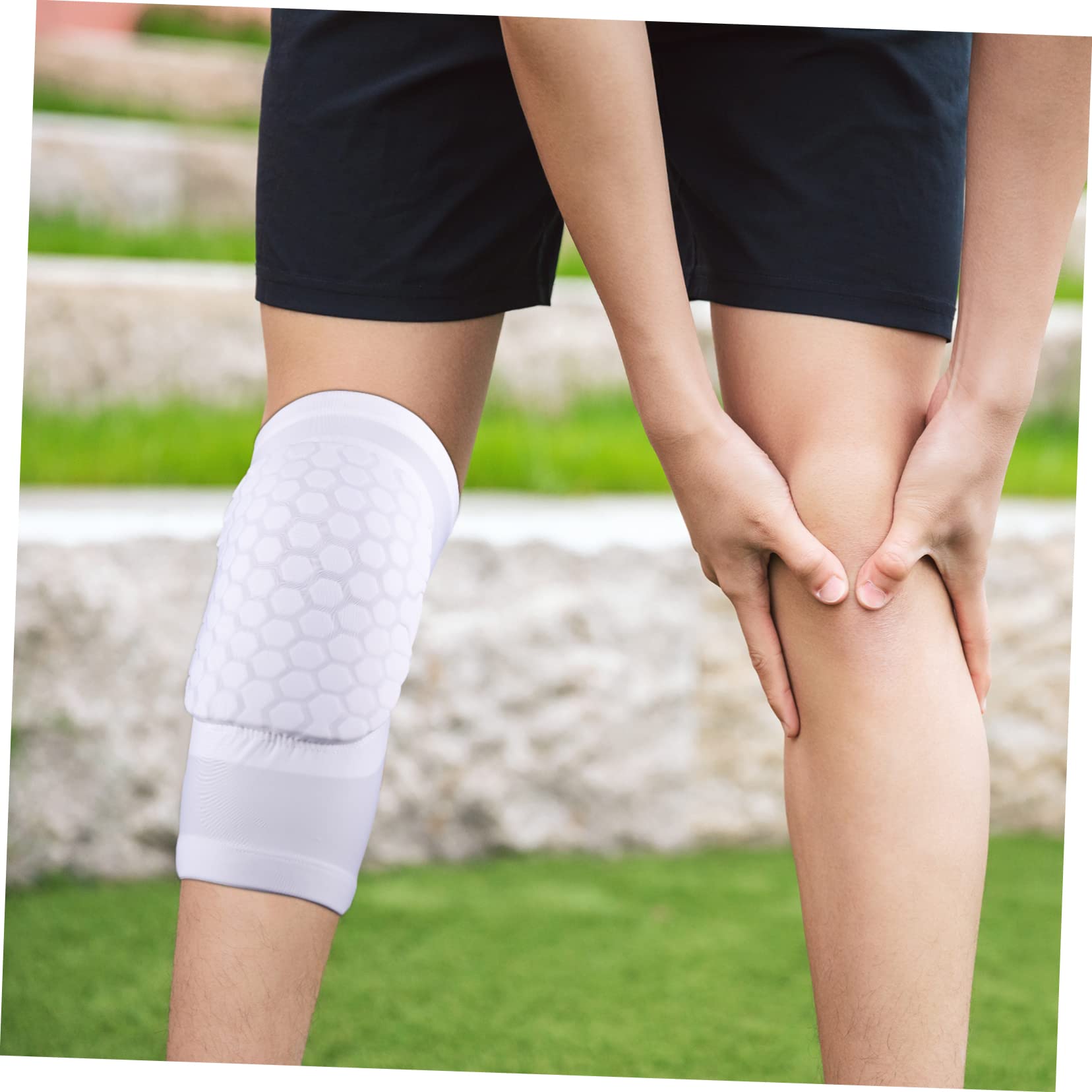 balacoo Sports Knee Pads Short Running Brace Breathable Men's and Protection Cover Stabilizer for Basketball Football