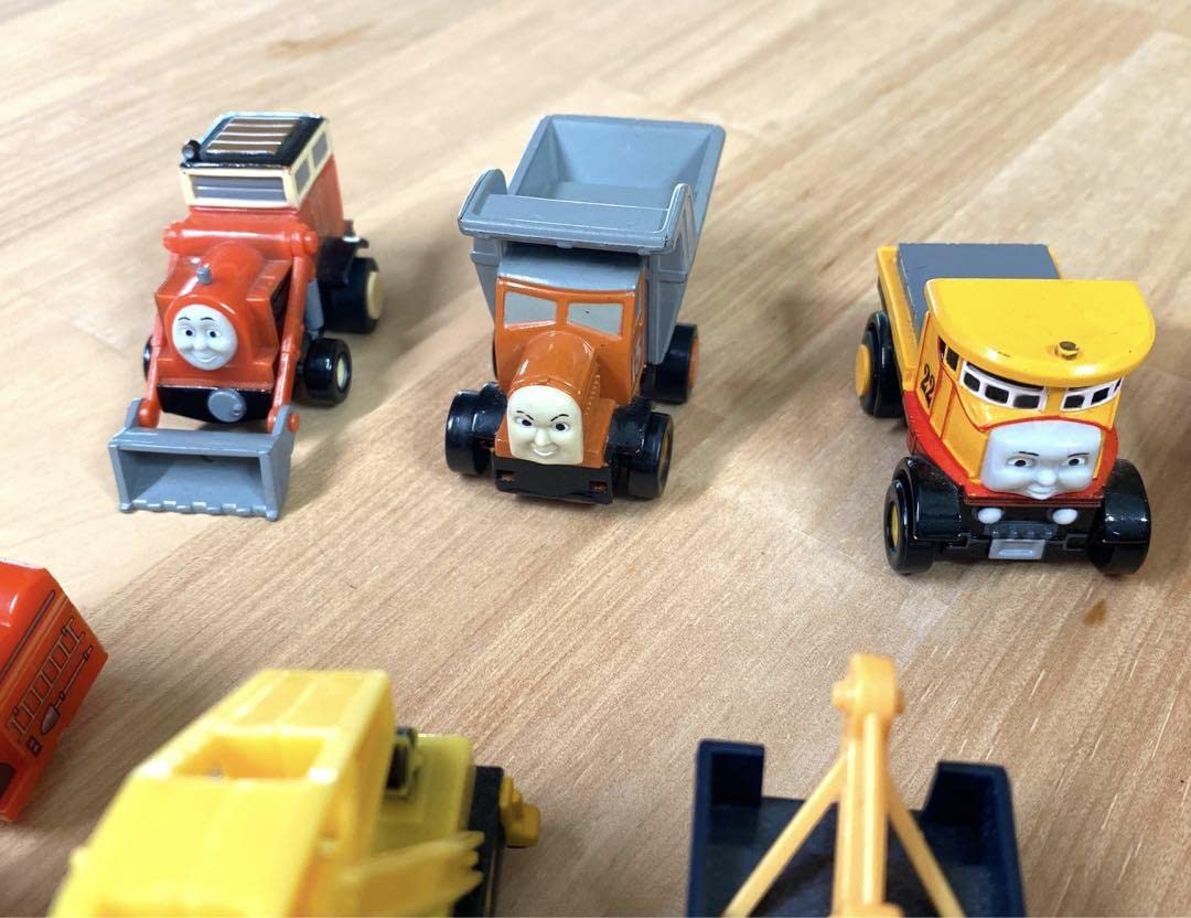 カプセルプラレール トーマス 大量セット カプセルプラレール いろんなトーマス大集合編｜商品情報