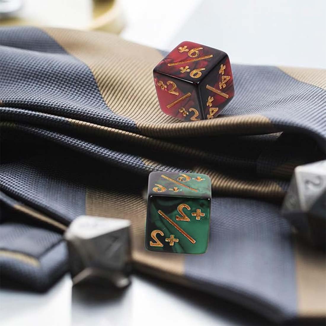 12 pezzi contatori dadi, dadi D6, dadi fedeltà con sacchetti, compatibile con MTG, CCG, accessori per gioco di carte