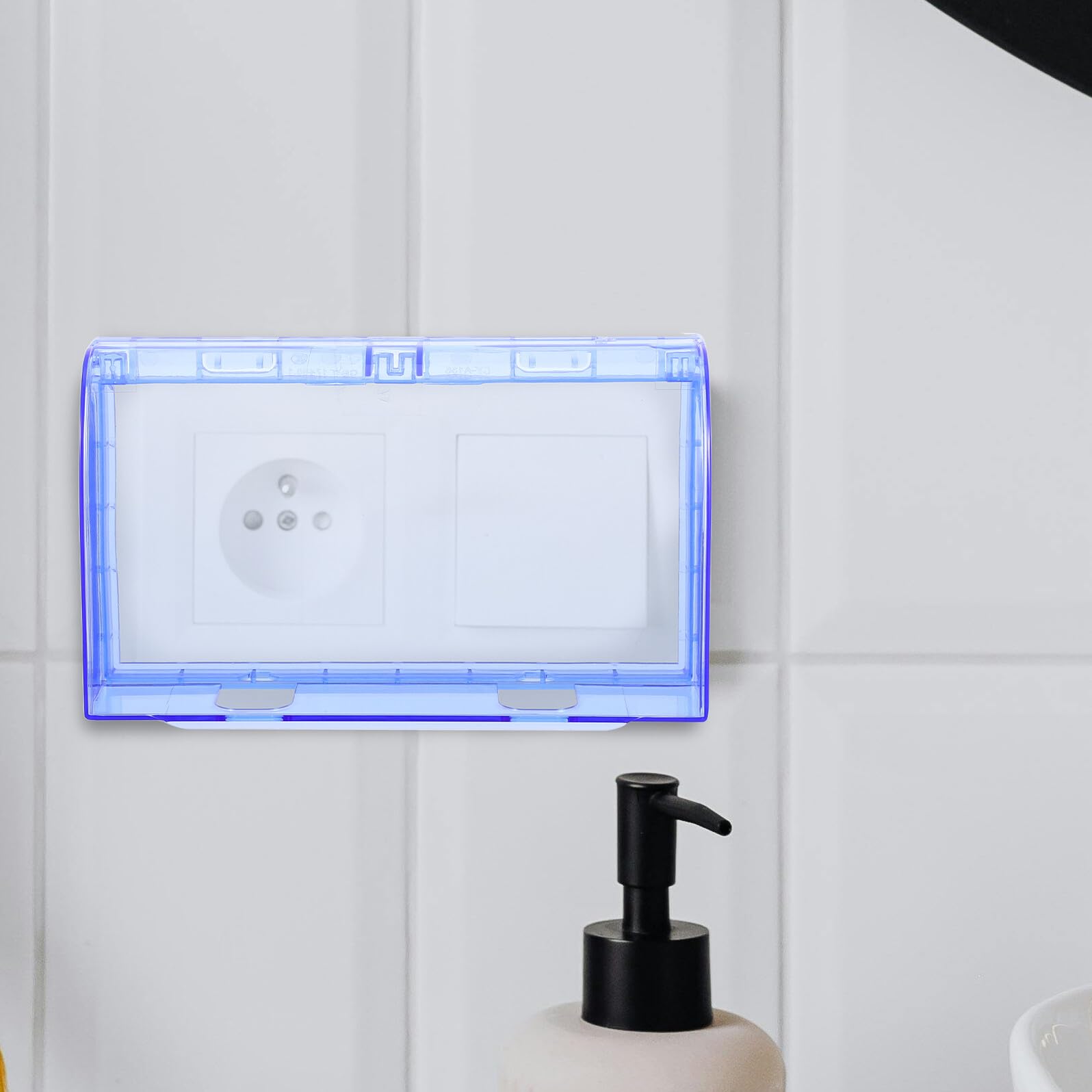 Amazon.co.jp: Frcolor 2個86型防水スイッチカバー2個セット 粘着式