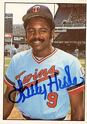Sports Memorabilia Autograph Warehouse 245645 Larry Hisle Autographed Baseball Card - Minnesota Twins 1975 SSPC - No. 220