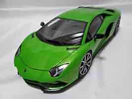 オートアート 1/18 ランボルギーニ アヴェンタドールS パールグリーン Lamborghini ミニカー 1/18 ランボルギーニ アヴェンタドール
