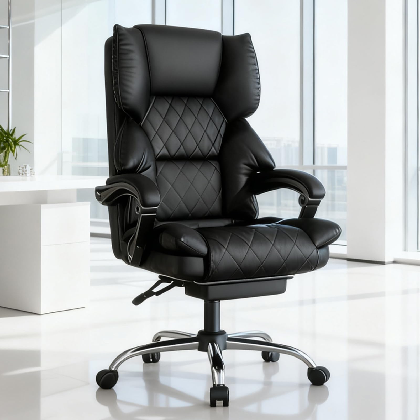 Exekutiver Ergonomischer Bürostuhl mit Fußstütze - Lederimitat neigbarer chefsessel, verstellbare Höhe und 135° neigbare Rückenlehne, Hochlehnen-Lendenstütze, für Home-Office