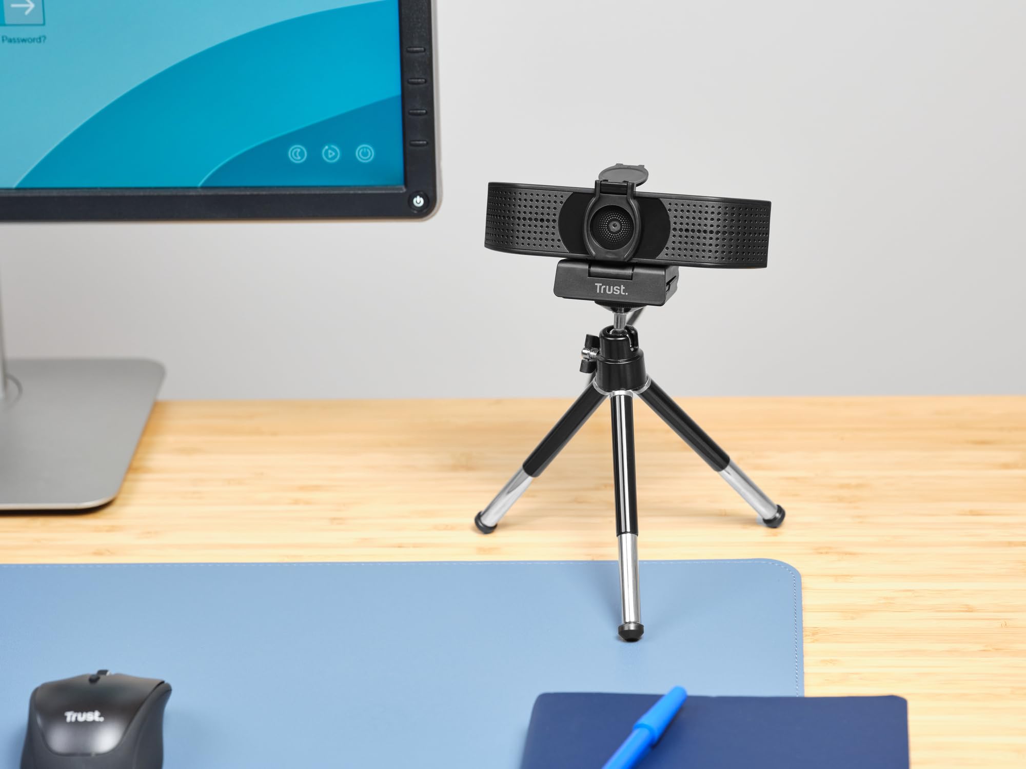 Trust Teza Webcam per PC 4K Ultra HD, 3840x2160, 2 Microfoni e Messa a Fuoco Automatica, USB Plug & Play, Web Camera per Teams, Zoom, Skype, Portatile, Laptop, Mac, Macbook - Nero