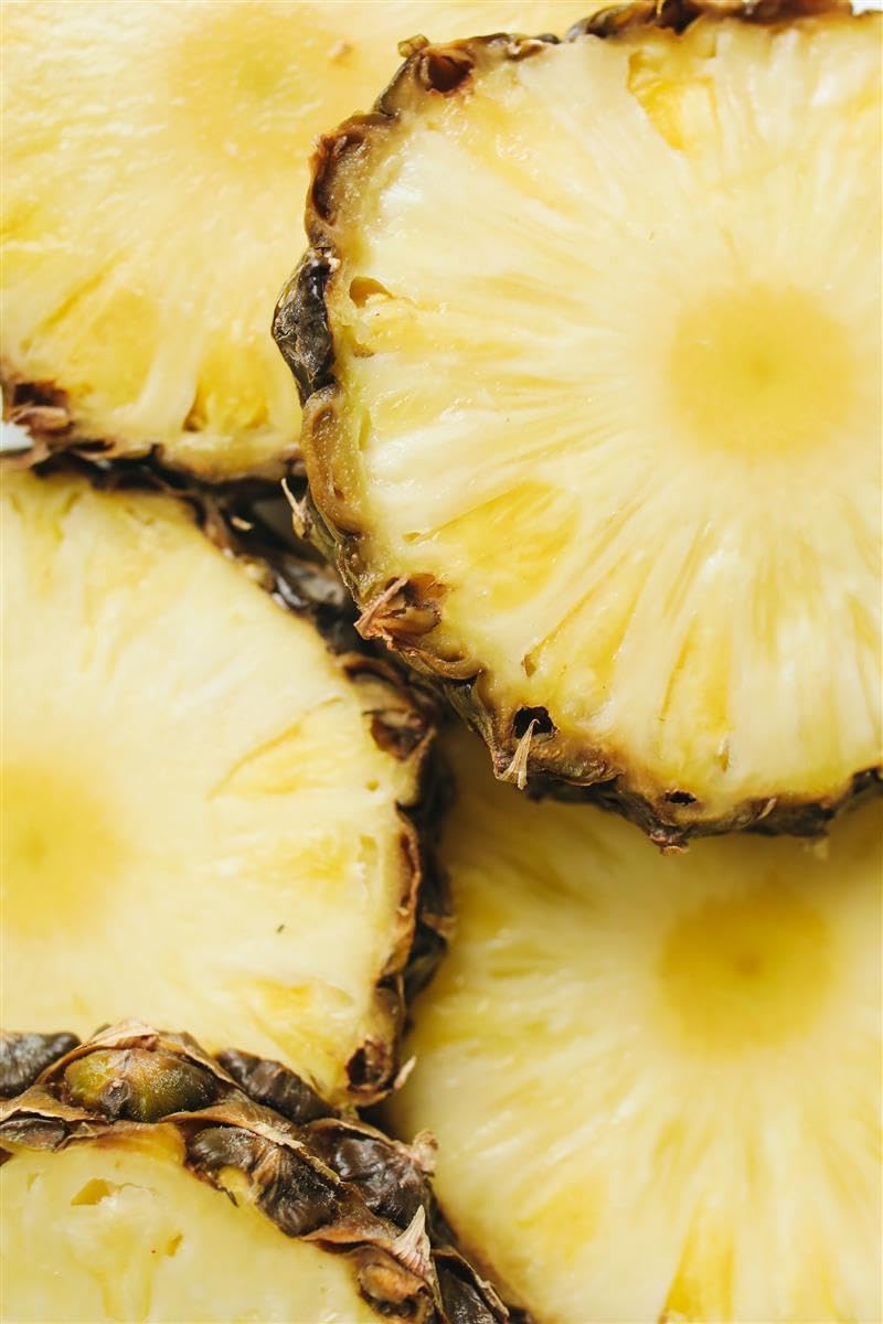 Caramanfruit Ananas-Frucht-Püree - 4x 1kg - tropisch exotisches Piña-Püree, frei von Farb- und Konservierungsstoffen, zu Smoothies, Chutneys, zur Herstellung von Cocktails, Säften und Schorlen