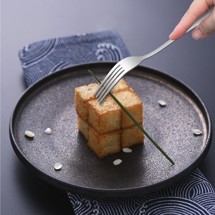 Silverware Flatware Set, 4/16/24/32 Piece Stainless Steel Knife, Fork And Spoon Set Long Handle Thickened Steak Knife And Fork Cutlery Set (Color : Silver, Size : 4Set-16Pcs)