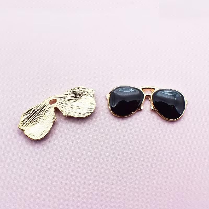 Seadiquiet 20 Pcs Black Enamel Sunglasses Charms Pendants Jewelry Accessories,DIY Fun and Sophisticated Charm Sunglasses for Necklace Bracelet Making,Jewelry Making Charms,Beading and Making